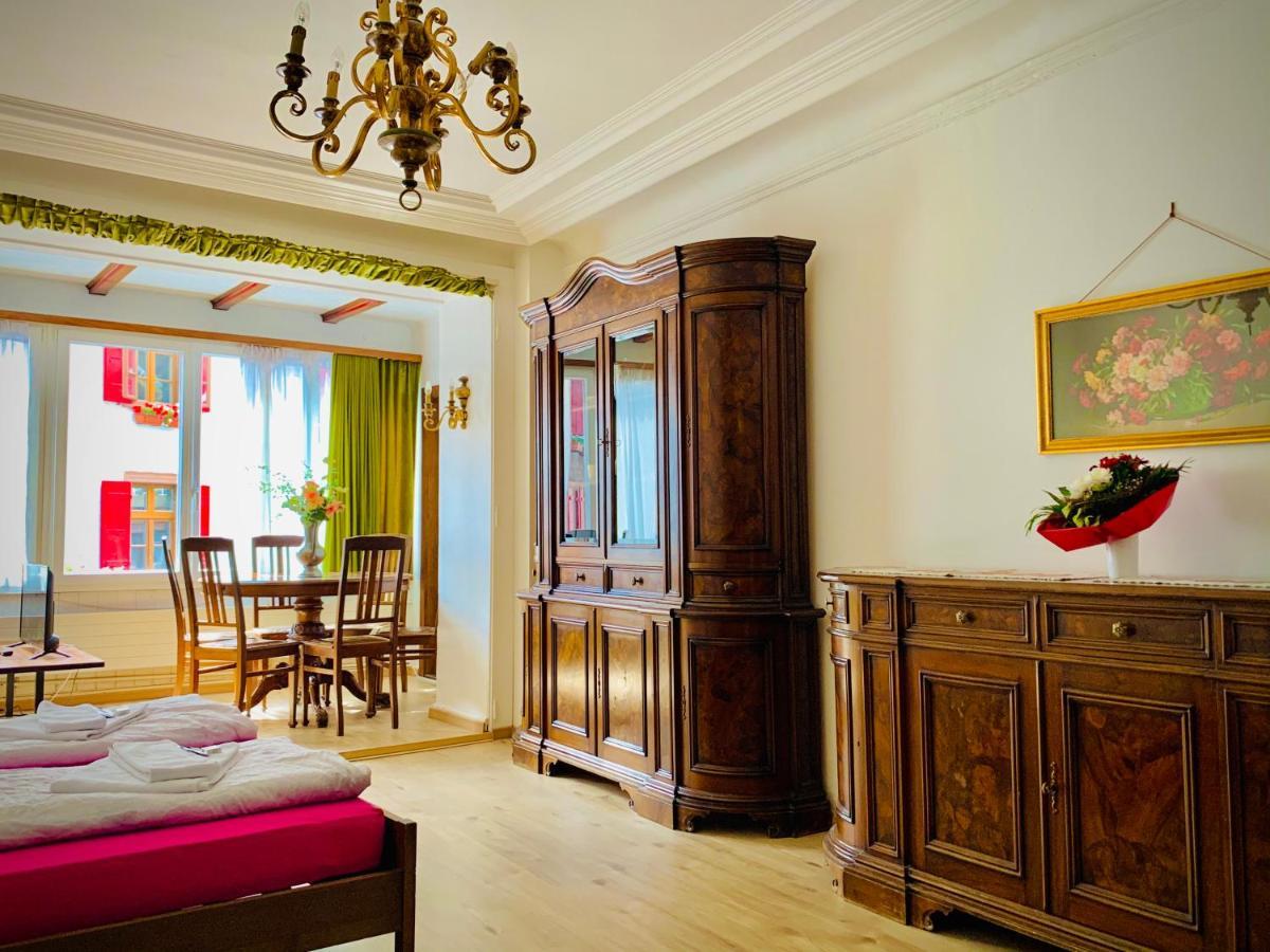 Hotel Weisses Roessli à Loèche-les-Bains Extérieur photo