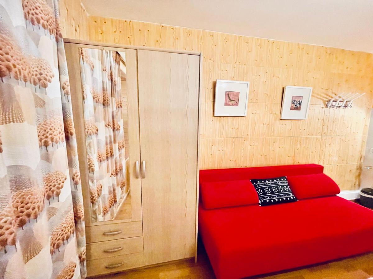 Hotel Weisses Roessli à Loèche-les-Bains Extérieur photo